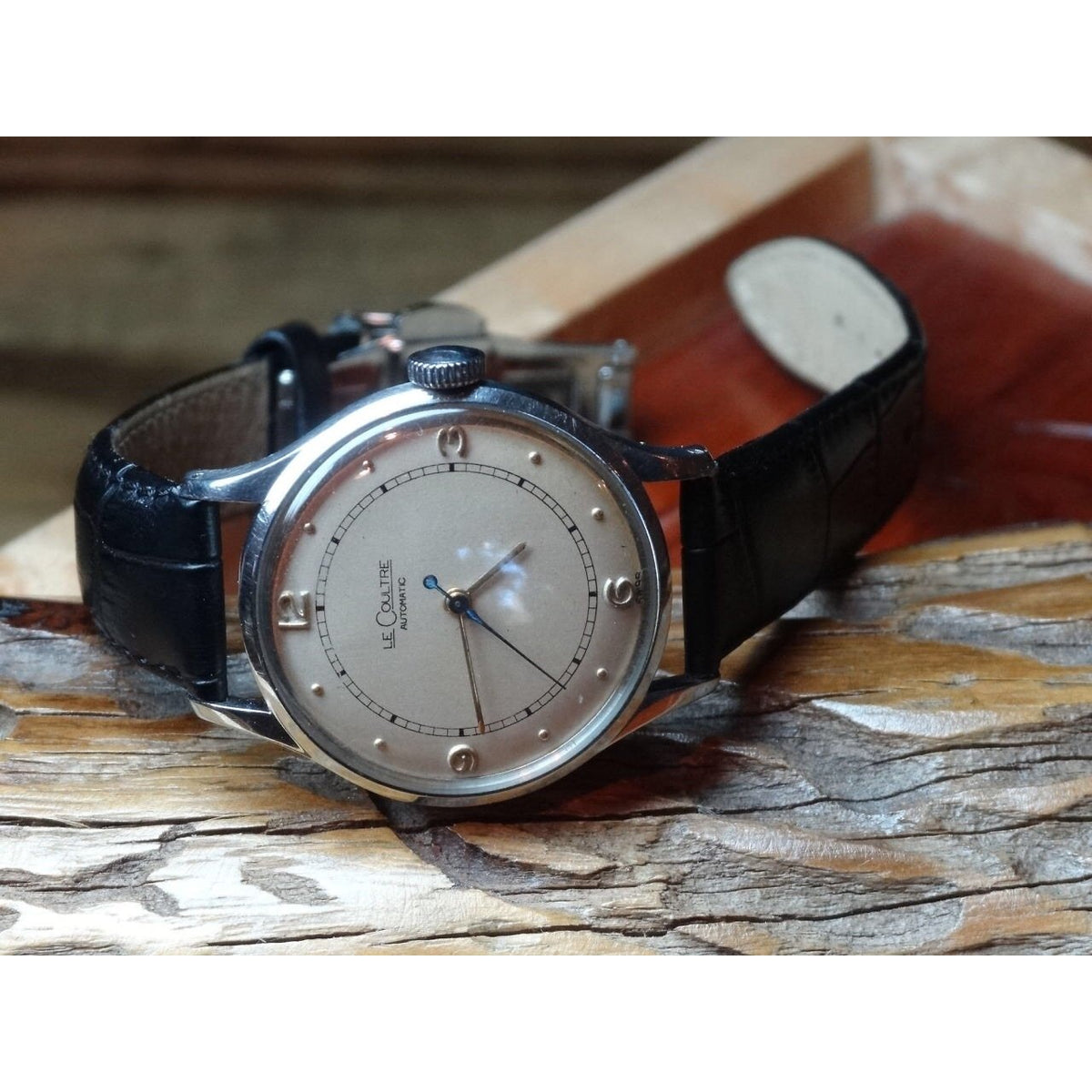 Sold Lecoultre Calibre 476 12A Bumper Wind Automatic Circa 1946